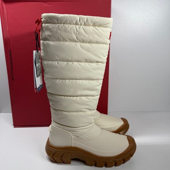 NIB •HUNTER BOOTS - Women's Intrepid Tall Snow Boot - Winter boots Size: 6 - Picture 3 of 8